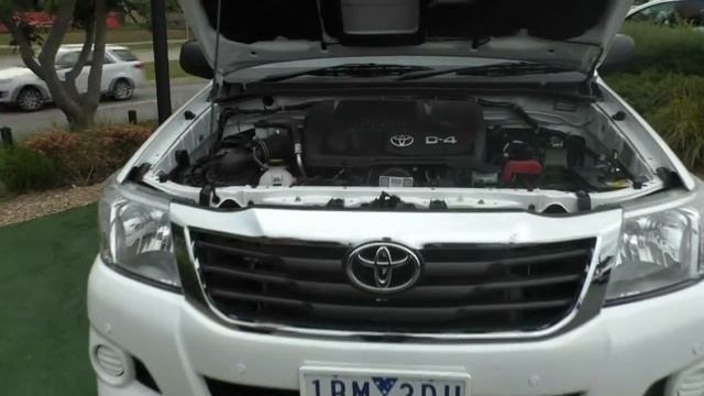 B9178 - 2013 Toyota Hilux SR Manual 4x2 MY14 Double Cab Walkaround Video смотреть онлайн
