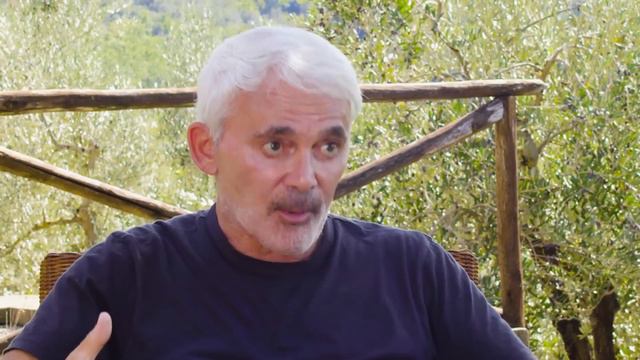 A Global Monetary Reset Is Here; Countries No Longer Want to Be Held Hostage, Warns Frank Giustra смотреть онлайн