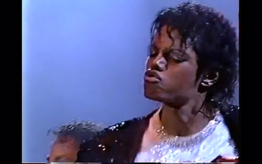 The Jacksons - Victory Tour - Live in Toronto (1984) - Shake Your Body смотреть онлайн
