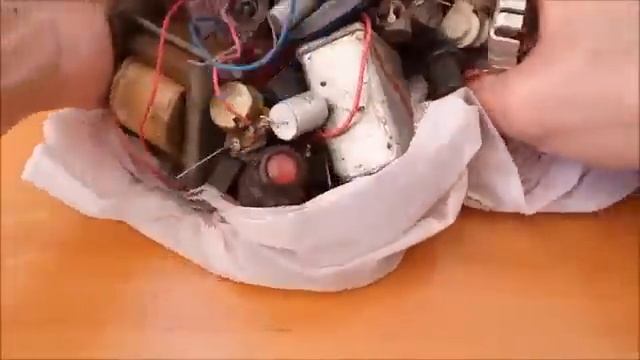 Предновогодний подарок и цены на радиодетали смотреть онлайн