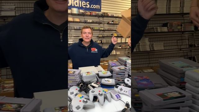 Is This the Biggest Order I've Ever Shipped?! смотреть онлайн