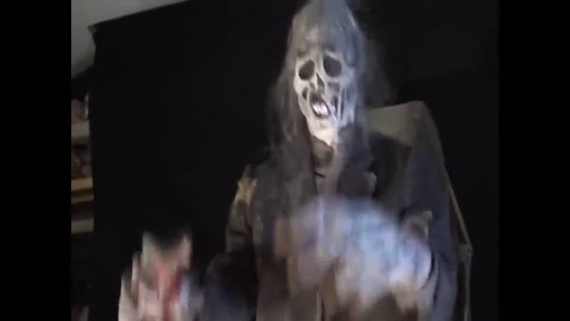 ДЕМО - Атака из гроба - РОСКВЕСТ ХОРРОРЫ смотреть онлайн