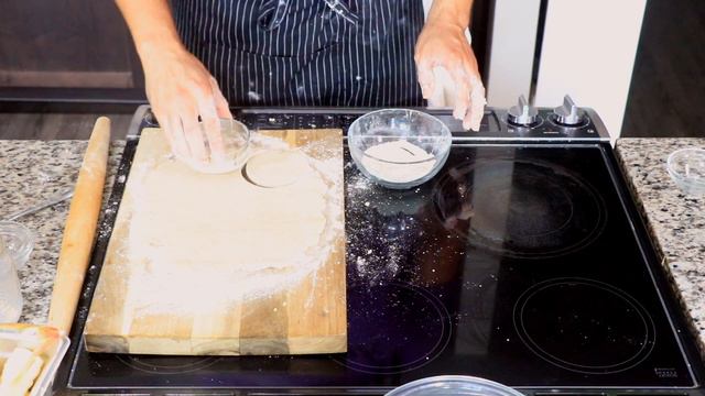 Fried Apple Pies смотреть онлайн