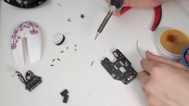Razer Orochi v2 Kailh Silent switch mod and sound test смотреть онлайн