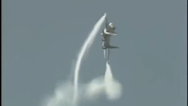 «Стрижи» — авиационная группа высшего пилотажа Военно-воздушных сил России. смотреть онлайн