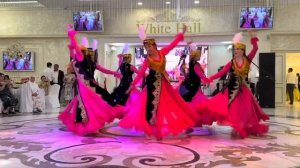 Узбекский танец Лязги. Ансамбль Санам узбекские и таджикские танцы в Москве. 89263365711