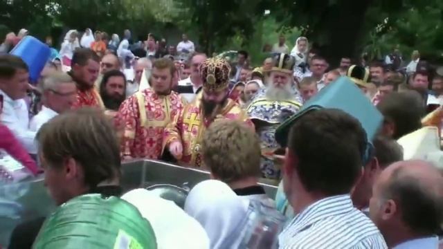 Обряд освящение воды мощами. смотреть онлайн