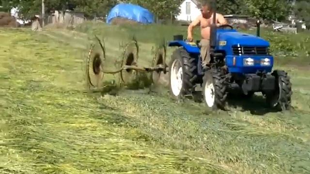 Ворошение сена смотреть онлайн