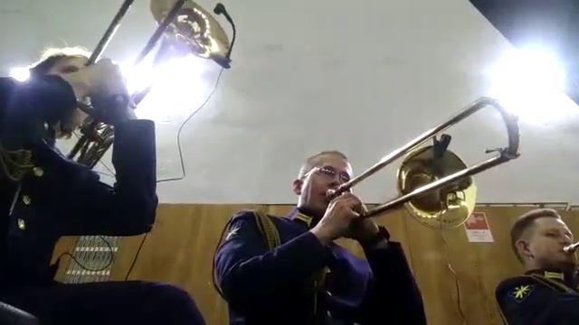 216 Тромбон в Городе смотреть онлайн