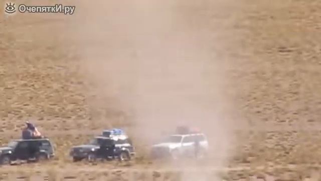 Песчаный смерч. Смотреть всем ???