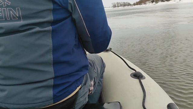 Спиннинг с лодки р. Ока д. Дединово смотреть онлайн