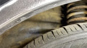 Лада Приора кузовной ремонт гнилой двери и арки крыла .