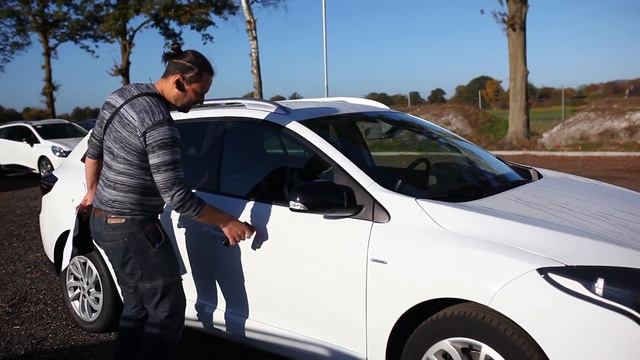 В Нидерланды за автомобилем, Renault Megane GTline и Peugeot 308 смотреть онлайн