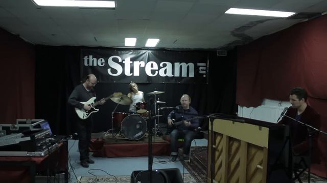 Aalmarktjam, 2 Mics Recording, Building A Project Studio.