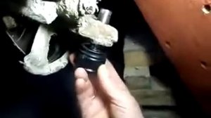 Установка шаровой опоры с ремонтной втулкой в кулак Mazda Bongo