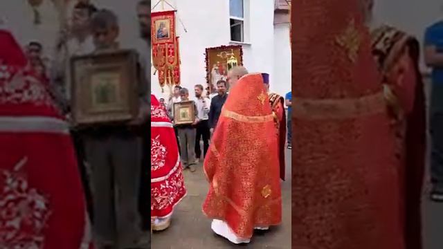День памяти мученической кончины святой Царской Семьи и их верных слуг. смотреть онлайн