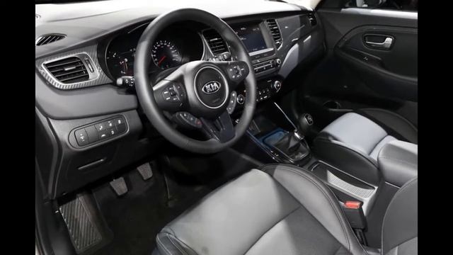 Минивэн Kia Carens