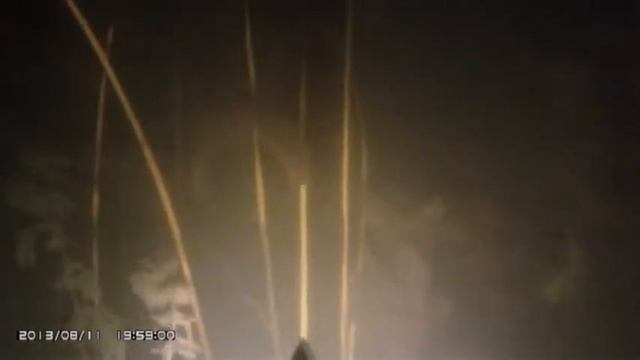 Подводная охота.Сом спрятался в норе. камера RD 32ii смотреть онлайн