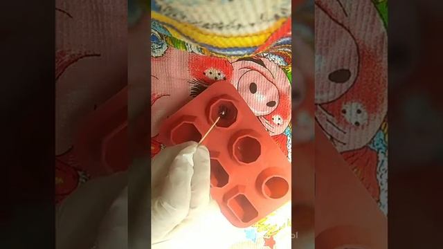 ЖУК В ЭПОКСИДКОЙ СМОЛЕ. Разбираем ошибки. Как залить жука в эпоксидку. Бронзовка в эпоксидке. DIY.