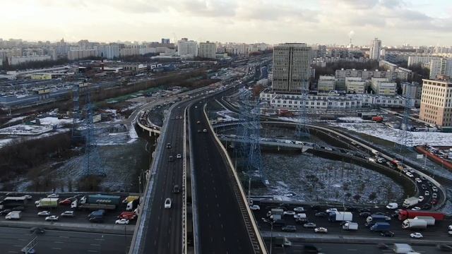 Пробка на СВХ при выезде на МКАД смотреть онлайн