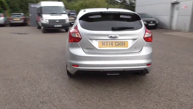 Ford FOCUS 1.6 TDCi 115 Zetec S Navigation 5dr U18491 смотреть онлайн