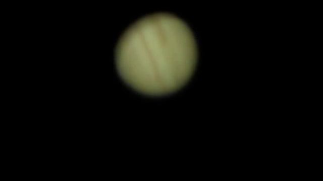 Jupiter Through A Skywatcher 10" Dobsonian Telescope on 1-8-12 смотреть онлайн