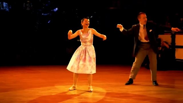 КЛИП №31 .НАЧНИ ДЕНЬ С ПОЗИТИВА. "Моя ты золотая рыбка." смотреть онлайн