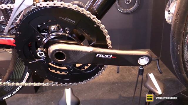 2019 Trek Emonda SLR Disc Road Bike - Walkaround - 2018 Eurobike смотреть онлайн