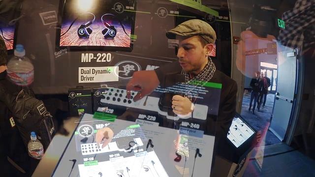 Mackie MP InEar Kopfhörer смотреть онлайн