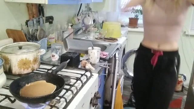 ГОТОВИМ ПАНКЕЙКИ ПО РЕЦЕПТУ ИЗ ПИНТЕРЕСТ смотреть онлайн
