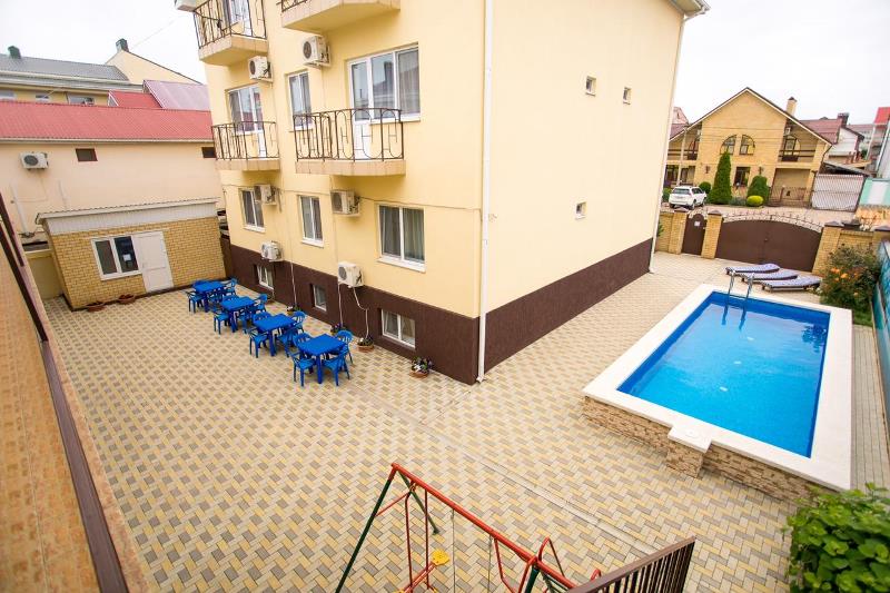 Недорогой отдых в Витязево. Мини-гостиницы и отели Витязево с бассейном. «Уютная, 22» ГОСТЕВОЙ ДОМ