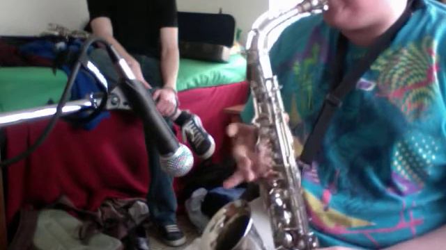 Vintage Alto Saxophone смотреть онлайн