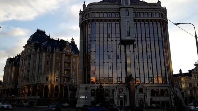 Казань. Улица Касаткина. ЖК Ренессанс. Апрель 2022 года. смотреть онлайн