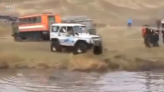 Наши машины грязи не боятся смотреть онлайн