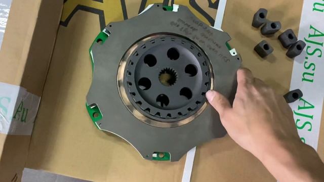 Двухдисковое сцепление AJS