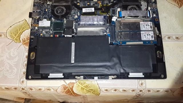 Шумит вентилятор  Asus UX32V в чем причина?