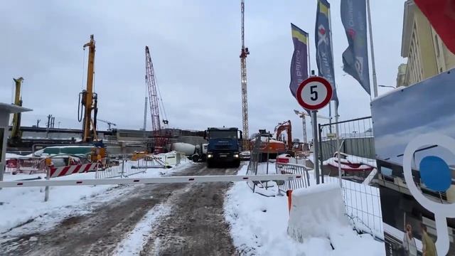 Латвия Реконструкция рижского железнодорожного вокзала Рига смотреть онлайн