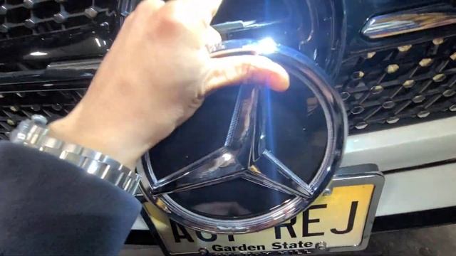 2023 Mercedes Benz GLC300 LED Illuminated Lighted Star Emblem Installation. How To Remove Emblem