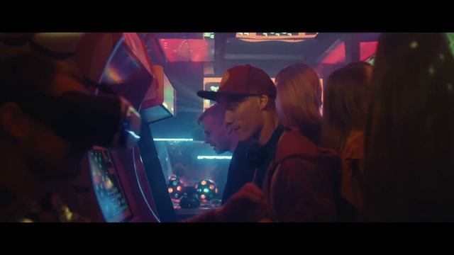 Tele2 - Тарифная линейка "Включайся"- БЕЗЛИМИТ на YouTube и все крутые соц.сети смотреть онлайн