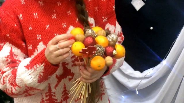 Мастер-класс по "Зимнему букету"/Фуд-флористика/Новогодние подарки смотреть онлайн