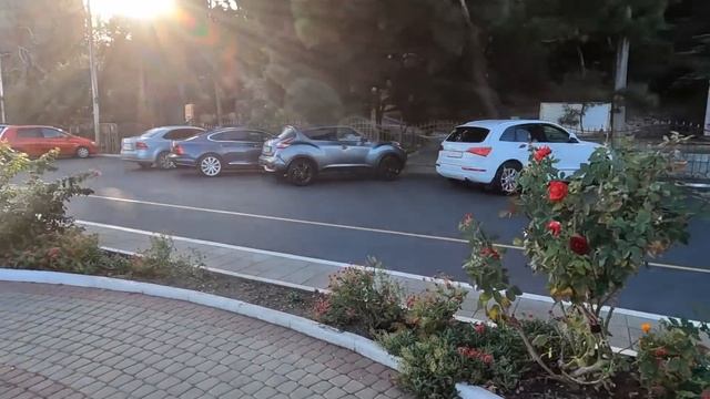 Алушта/Променад у Чёрного моря?в Профессорском/Музей Бекетова/Отели-кафе в межсезонье/Крым18 10 23г смотреть онлайн