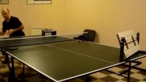 Самодельная возвратная доска для настольного тенниса.