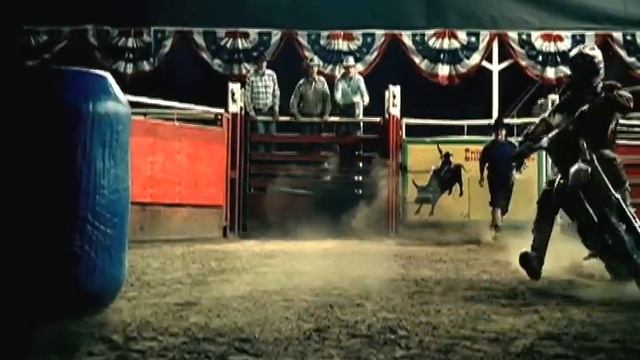 Massive FMX Course Construction - Red Bull X-Fighters смотреть онлайн