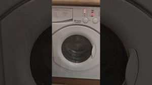 Стучит стиральная машина при отжиме