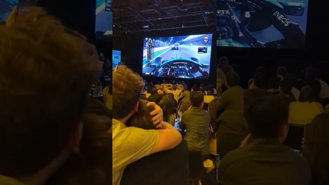 2021 Abu Dhabi Grand Prix, Final Lap! Crowd Reaction From Sydney