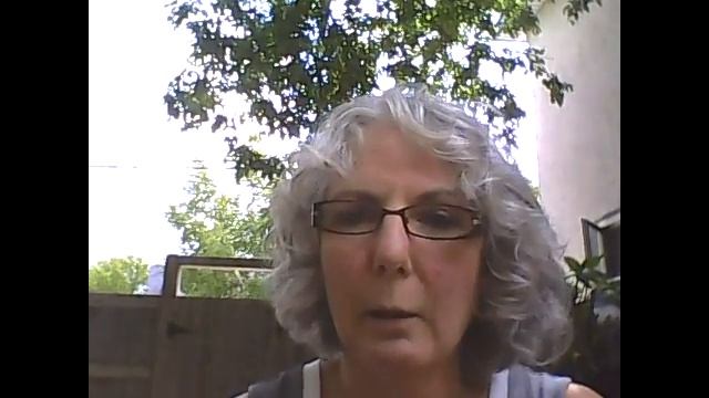 Difference between Tarot and Oracle Cards смотреть онлайн