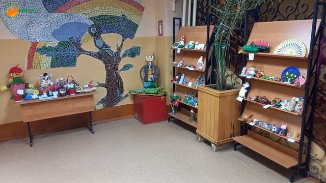 В ШКОЛЕ №5 ОТКРЫЛАСЬ ВЫСТАВКА ПОДЕЛОК ИЗ ВТОРСЫРЬЯ смотреть онлайн