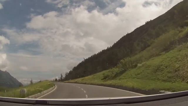 Grossglockner Mercedes ML Fast Mountain Run смотреть онлайн