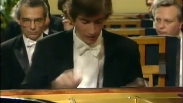 Lugansky - 1994 Tchaikovsky Competition. Tchaikovsky Piano Concerto No. 1