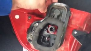 Замена лампы стоп сигнала на фольксвагене туарег 2